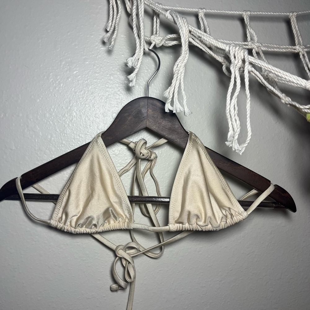 Frankie’s Bikini x Djerf Avenue